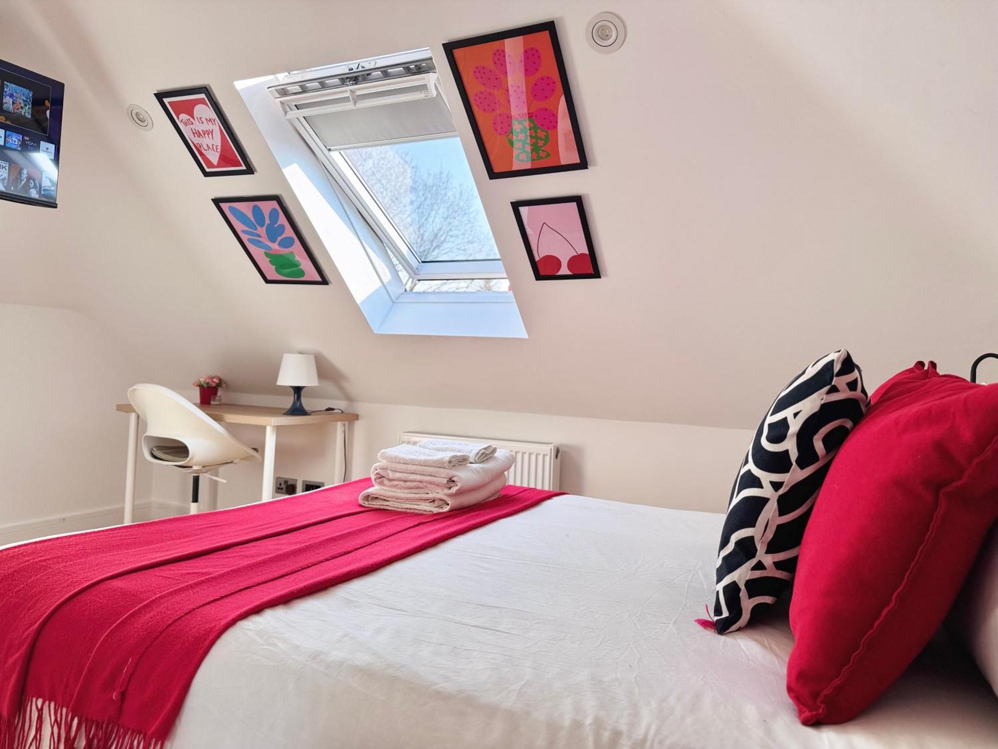 En-Suites With Free Parking 30Min To Central London Londres Exterior foto